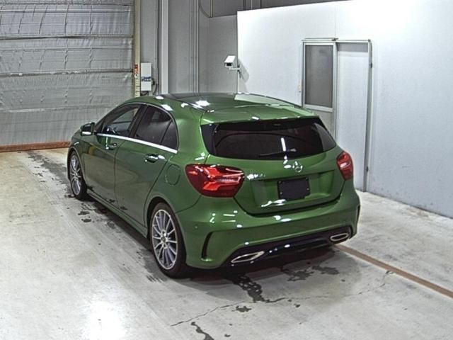 2017 Mercedes-Benz A-Class A180 AMG スタイル AMGプレミアムパッケージ auction photo 2