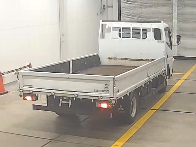2015 Mitsubishi Fuso Canter Flatbed auction photo 2