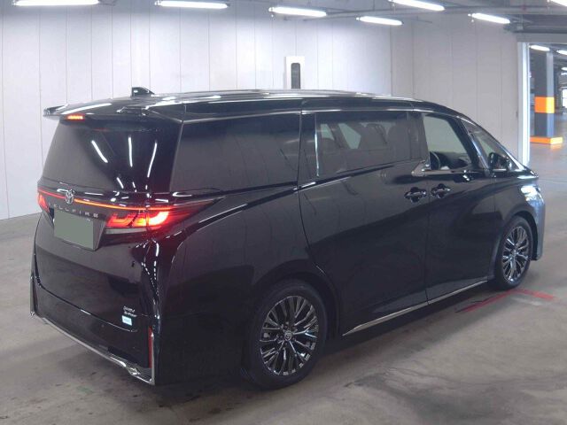 2025 Toyota Vellfire Z Premier 4WD auction photo 5