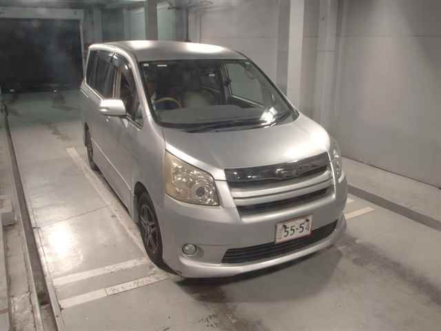 Japan Auction Vehicles 12 2009 Toyota Noah S auction photo
