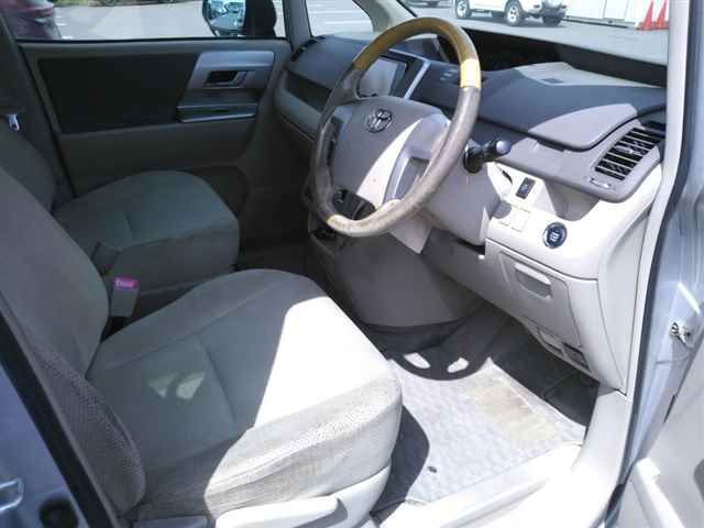 2009 Toyota Noah S auction photo 3