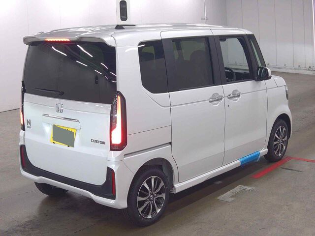 2026 Honda N-BOX Base grade 4WD auction photo 5