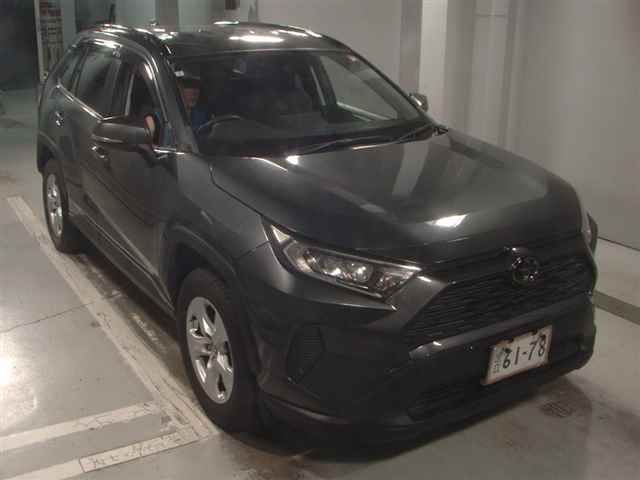 Japan Auction Vehicles 12 2019 Toyota RAV4 X auction photo