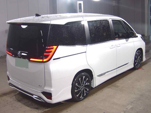 2026 Toyota Noah ハイブリッドS-Z auction photo 5