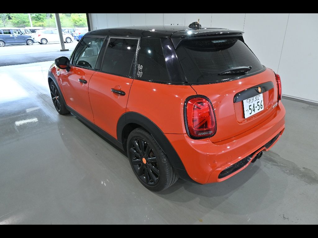 2020 MINI ミニ 5D Cooper S auction photo 5