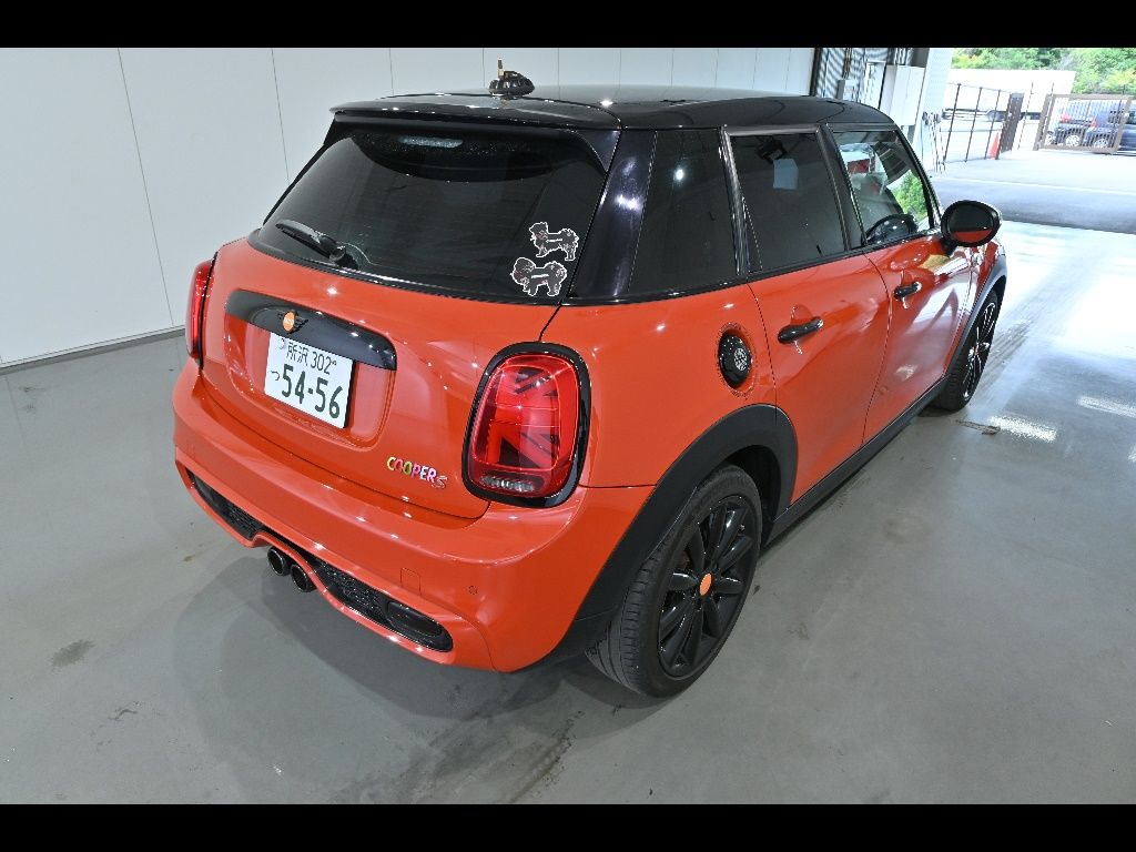 2020 MINI ミニ 5D Cooper S auction photo 2