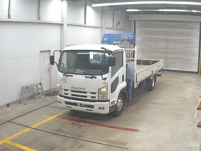 Japan Auction Vehicles 10 2014 Isuzu Forward クレーン付 auction photo