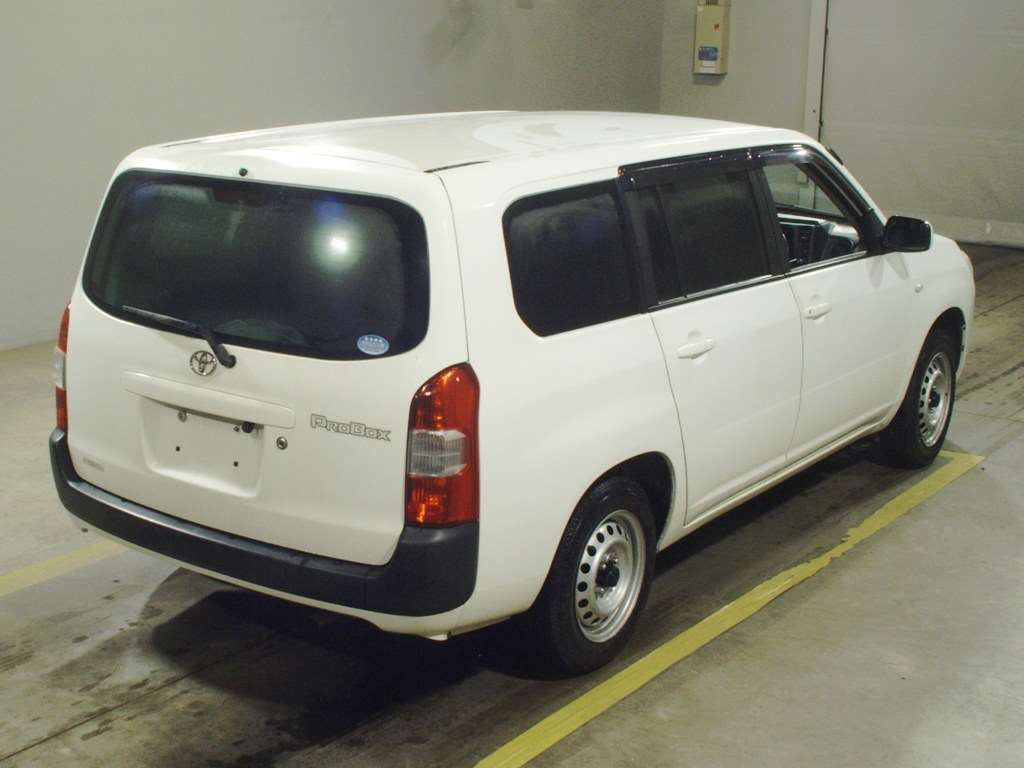 2019 Toyota Probox GL 4WD auction photo 2