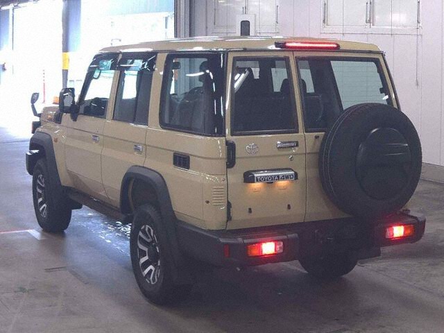 2025 Toyota Land Cruiser 70 AX 4WD auction photo 2