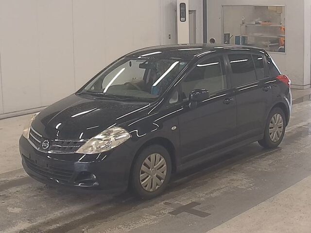 2011 Nissan ティーダ 15M auction photo 4