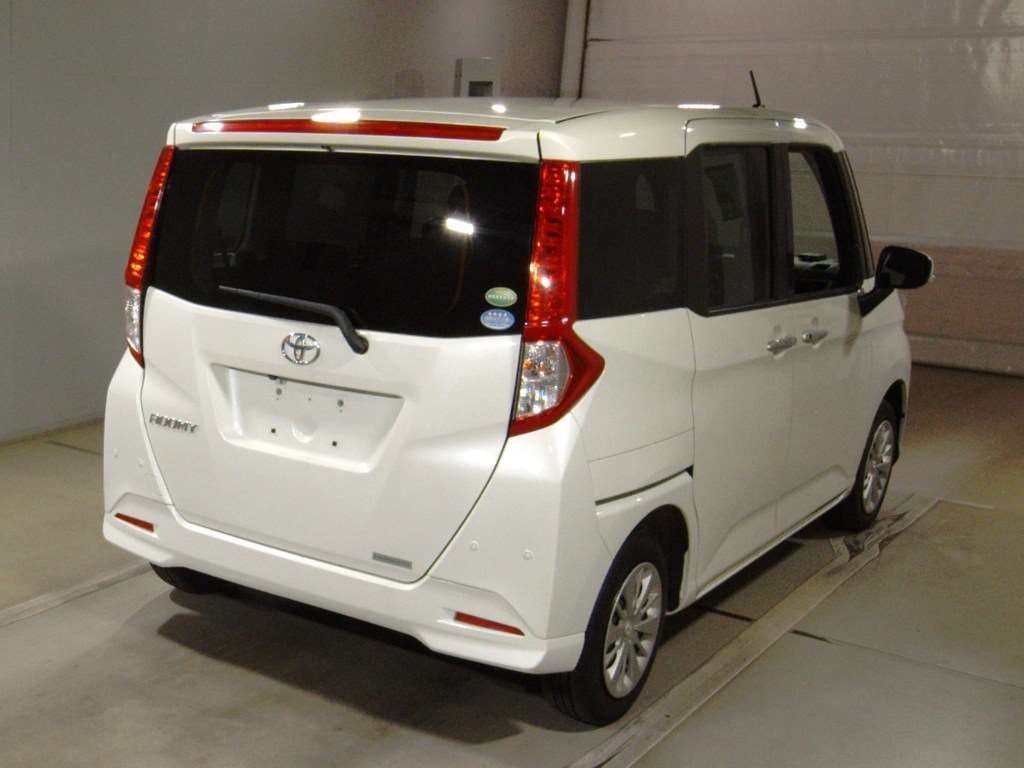 2020 Toyota Roomy G 4WD auction photo 2