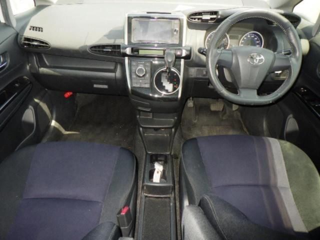 2015 Toyota Wish 1.8S 4WD auction photo 3