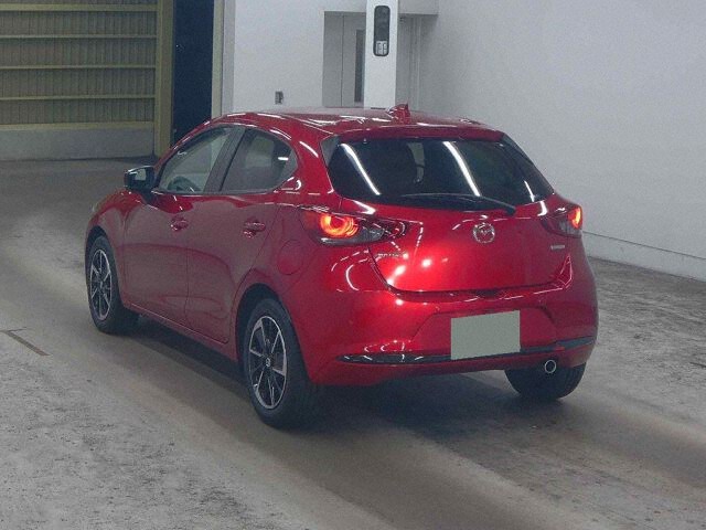 2024 Mazda 2 15 Sport auction photo 2