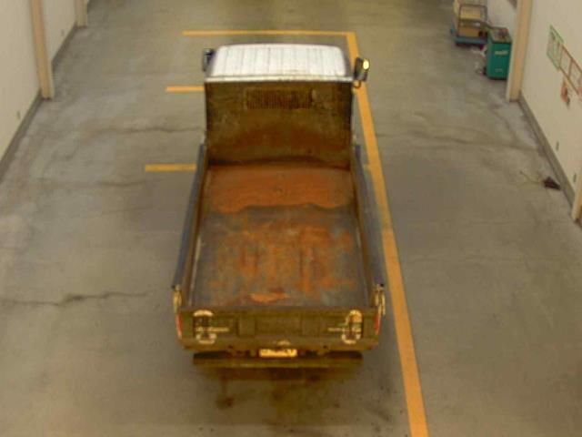 2013 Isuzu Elf dump auction photo 3
