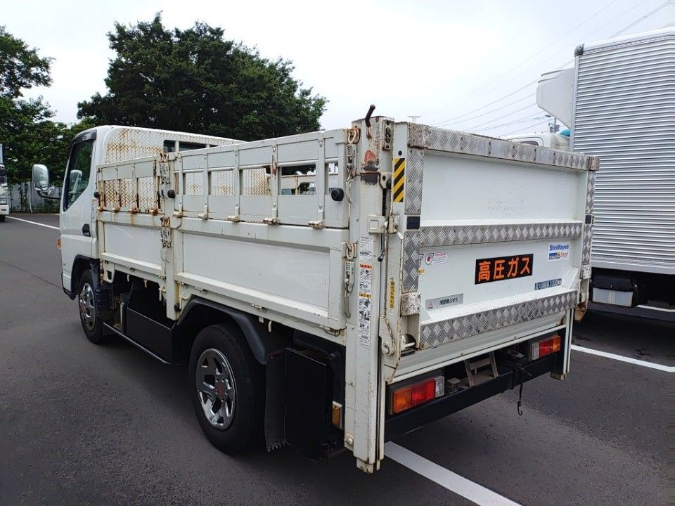2019 Mitsubishi Fuso Canter auction photo 6
