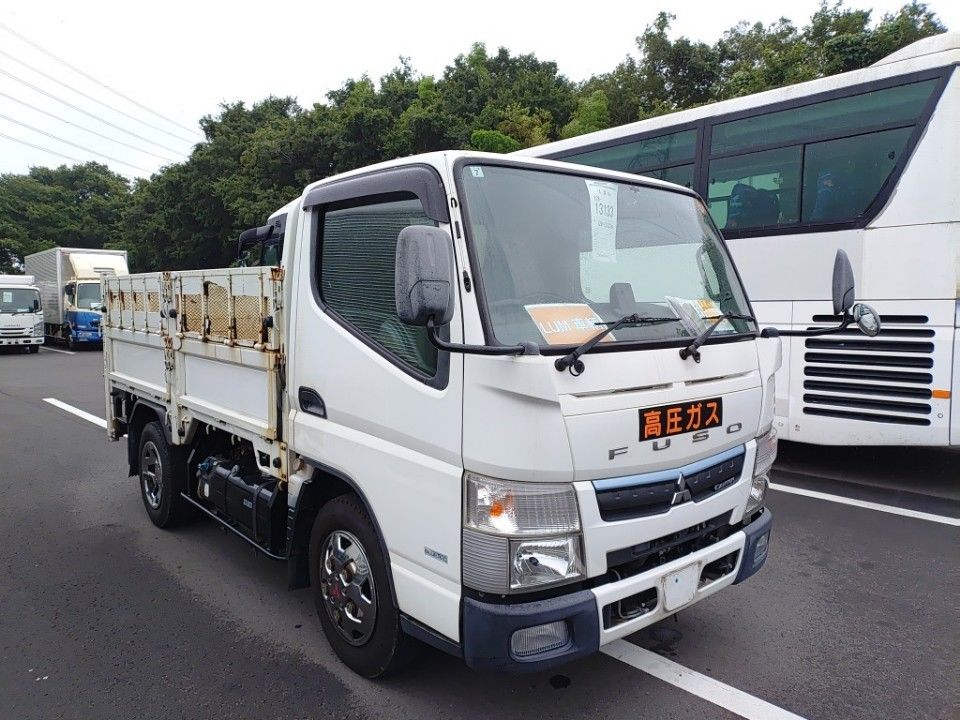 2019 Mitsubishi Fuso Canter auction photo 4
