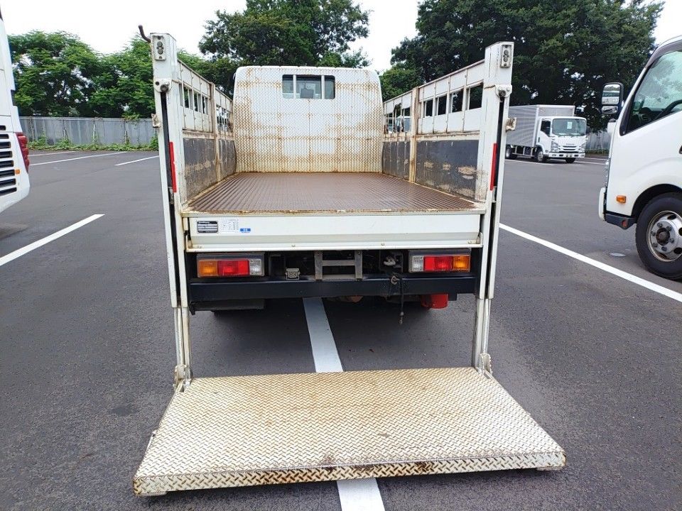 2019 Mitsubishi Fuso Canter auction photo 8