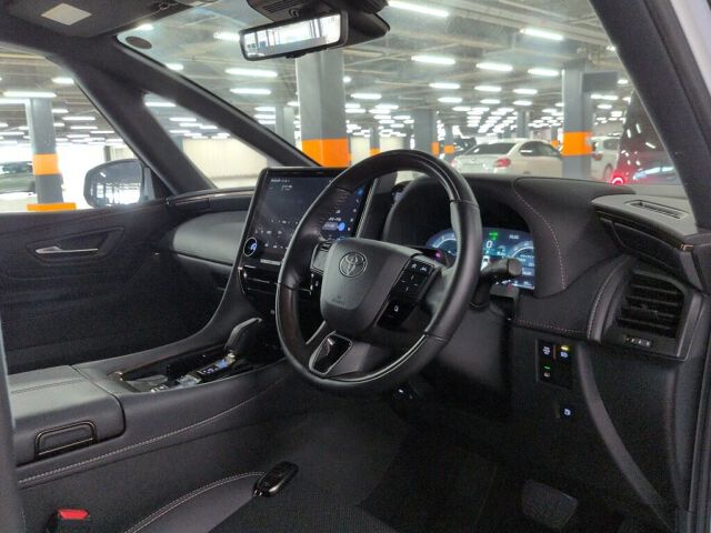 2025 Toyota Vellfire Z Premier auction photo 3