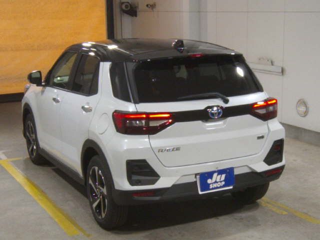 2026 Toyota Raize Hybrid Z auction photo 2