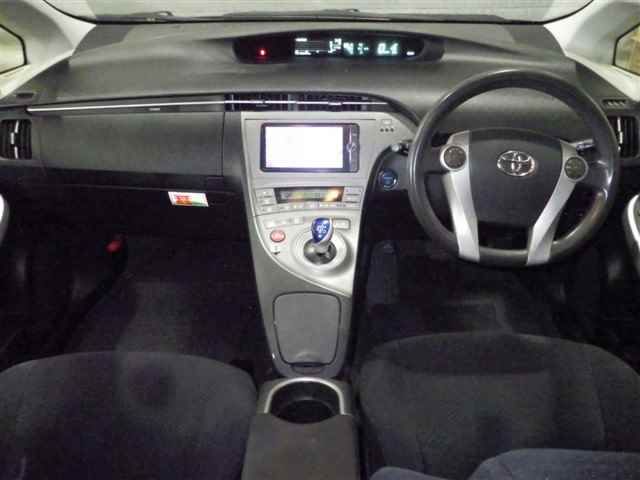 2014 Toyota Prius S auction photo 3
