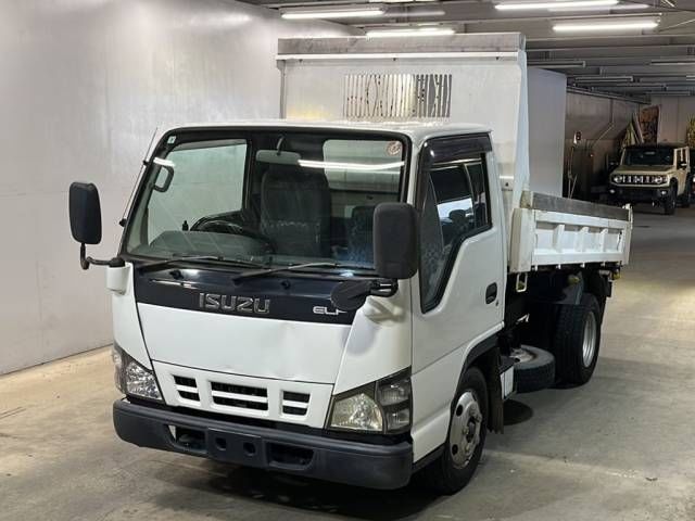 2005 Isuzu Elf ダンプ Japan auction vehicle