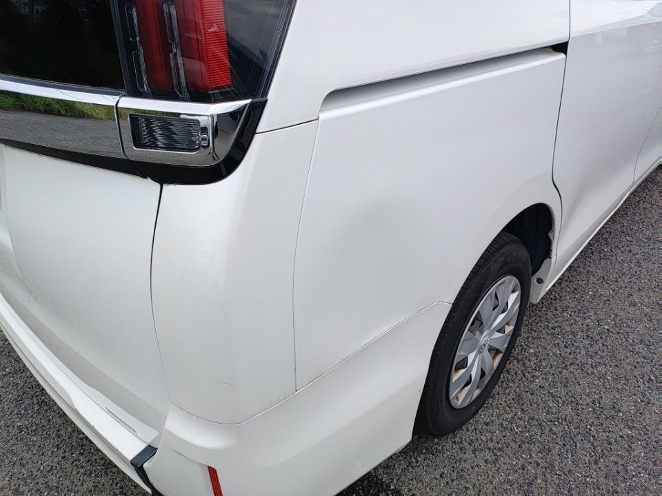 2021 Toyota Noah auction photo 28