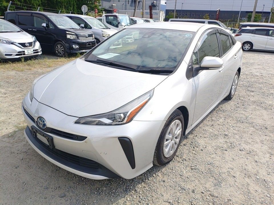 Japan Auction Vehicles 26 2021 Toyota Prius auction photo