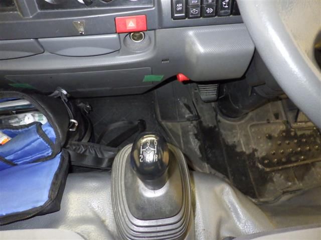 2014 Mazda タイタン Refrigerated and frozen trucks auction photo 8
