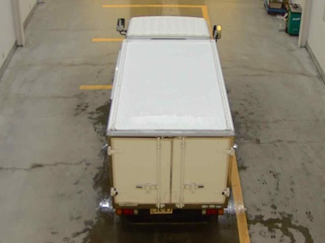 2014 Mazda タイタン Refrigerated and frozen trucks auction photo 3