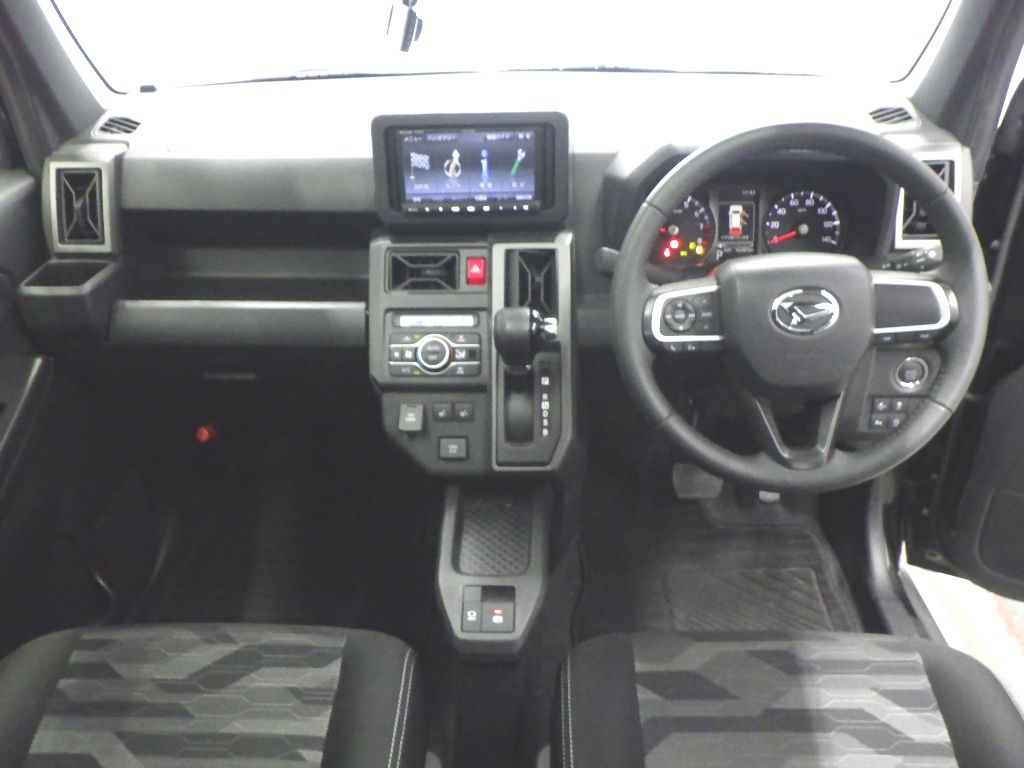 2022 Daihatsu Taft G Chrome Venture auction photo 3