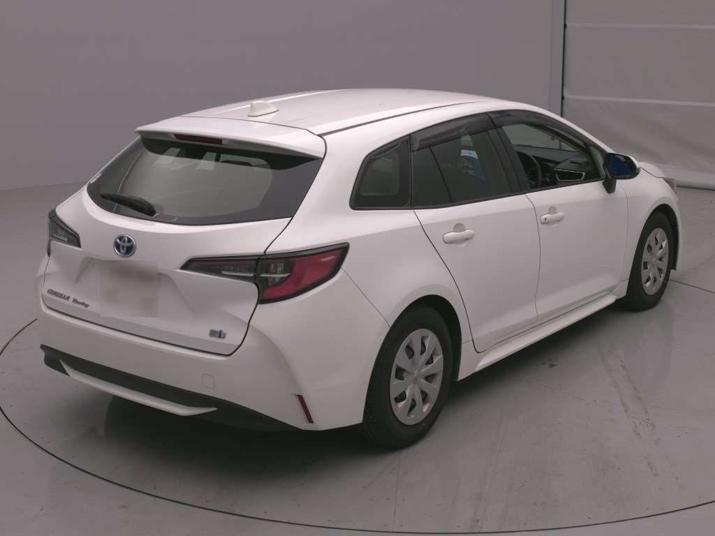 2021 Toyota Corolla Touring ハイブリッド G-X auction photo 2