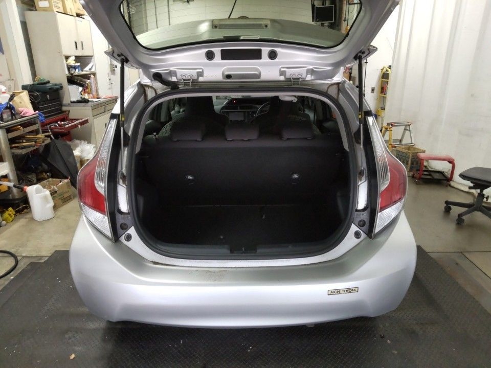 2017 Toyota Aqua auction photo 8