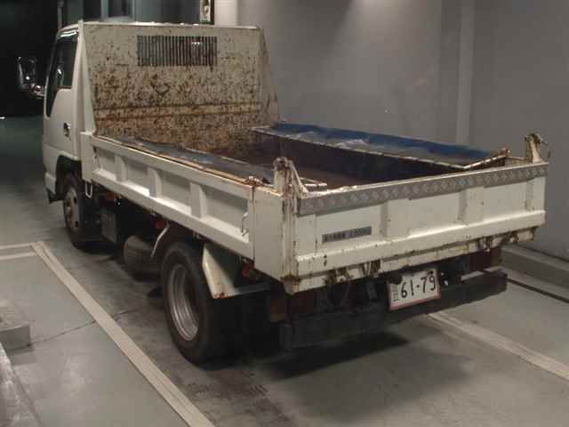 2009 Isuzu Elf dump auction photo 2