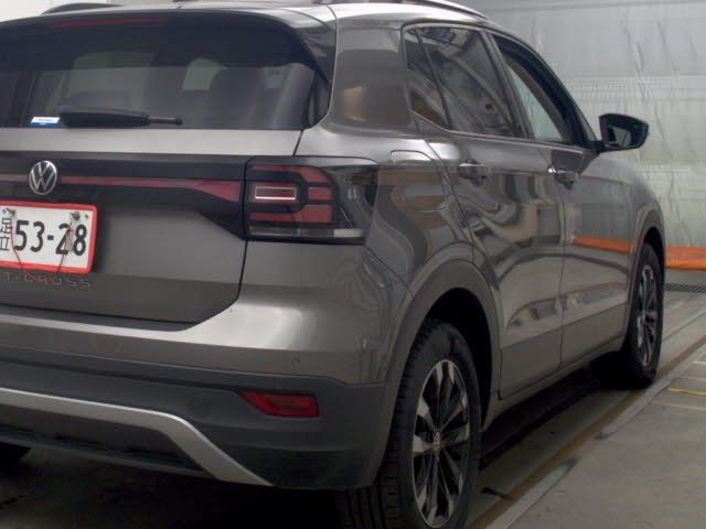 2021 Volkswagen T-クロス auction photo 5