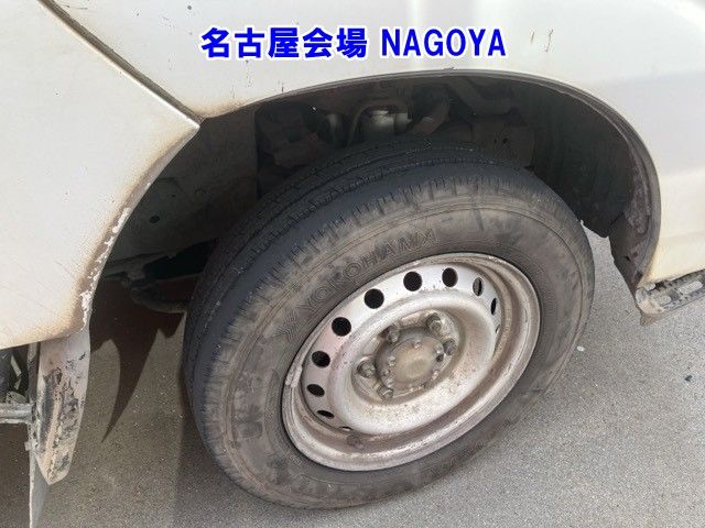 2013 Toyota Dyna Wキャブ auction photo 9