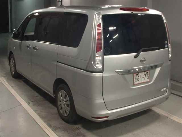 2011 Nissan Serena 20S auction photo 2