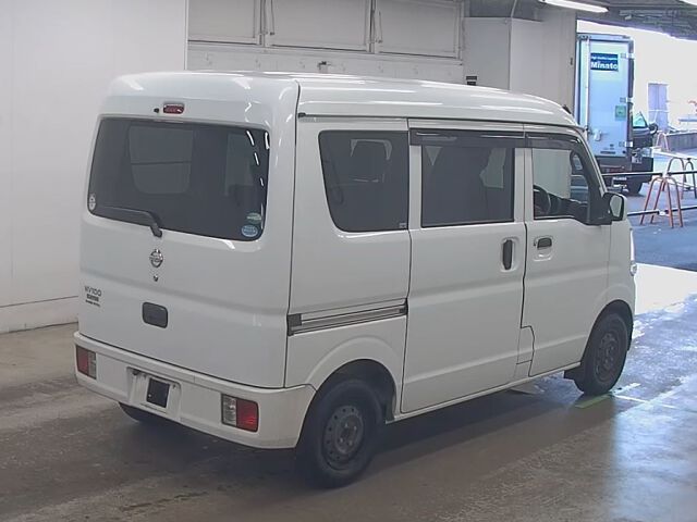 2018 Nissan NV100 Clipper GX 4WD auction photo 5