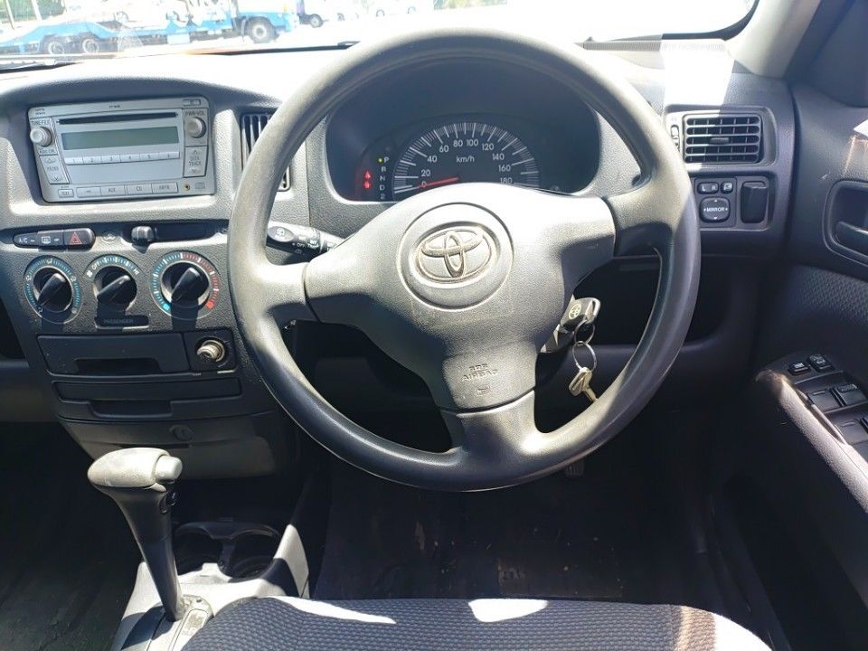 2011 Toyota Succeed auction photo 3