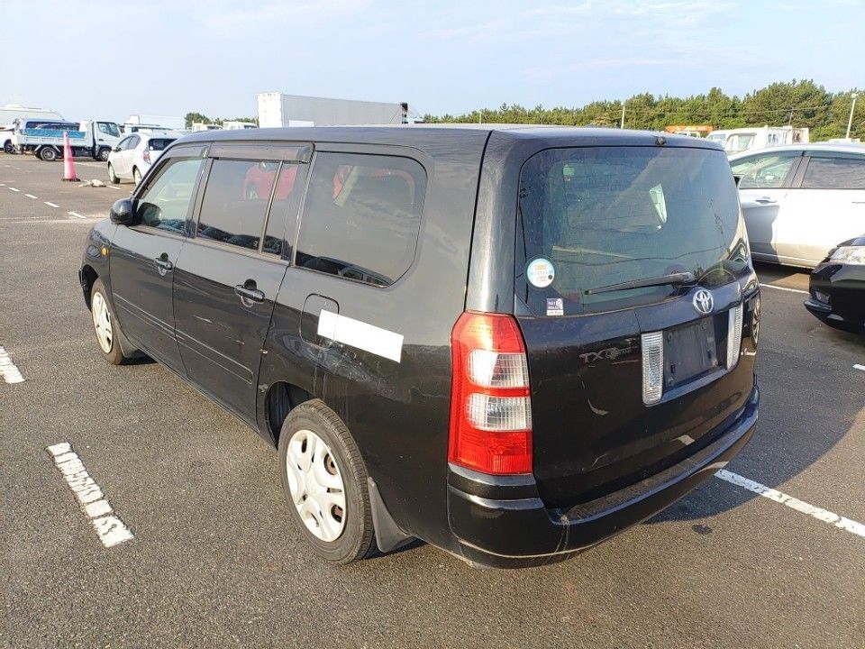 2011 Toyota Succeed auction photo 6