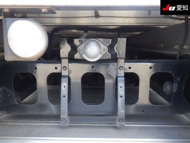 2016 Isuzu Forward Reitousha auction photo 9
