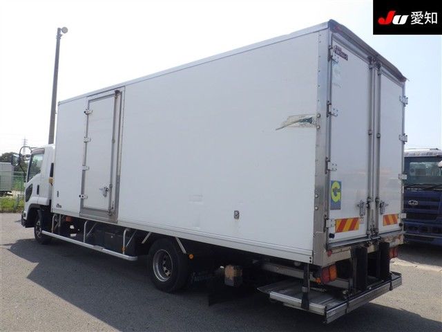 2016 Isuzu Forward Reitousha auction photo 5