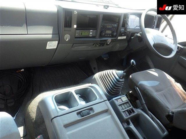 2016 Isuzu Forward Reitousha auction photo 3
