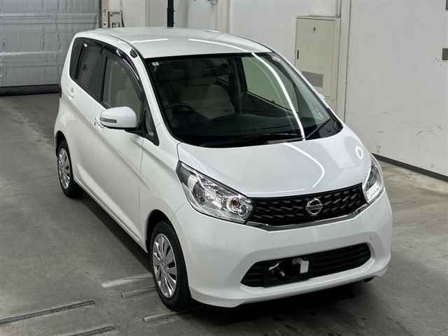 2014 Nissan Dayz X Japan auction vehicle