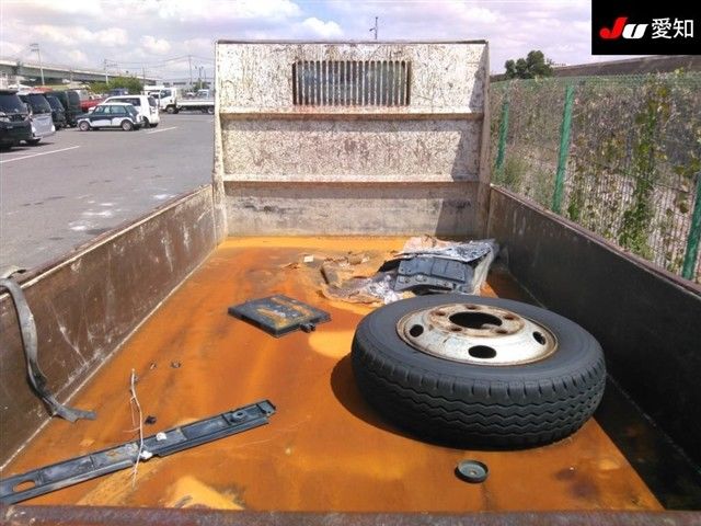 2013 Isuzu エルフ T 3-ton dump truck auction photo 4