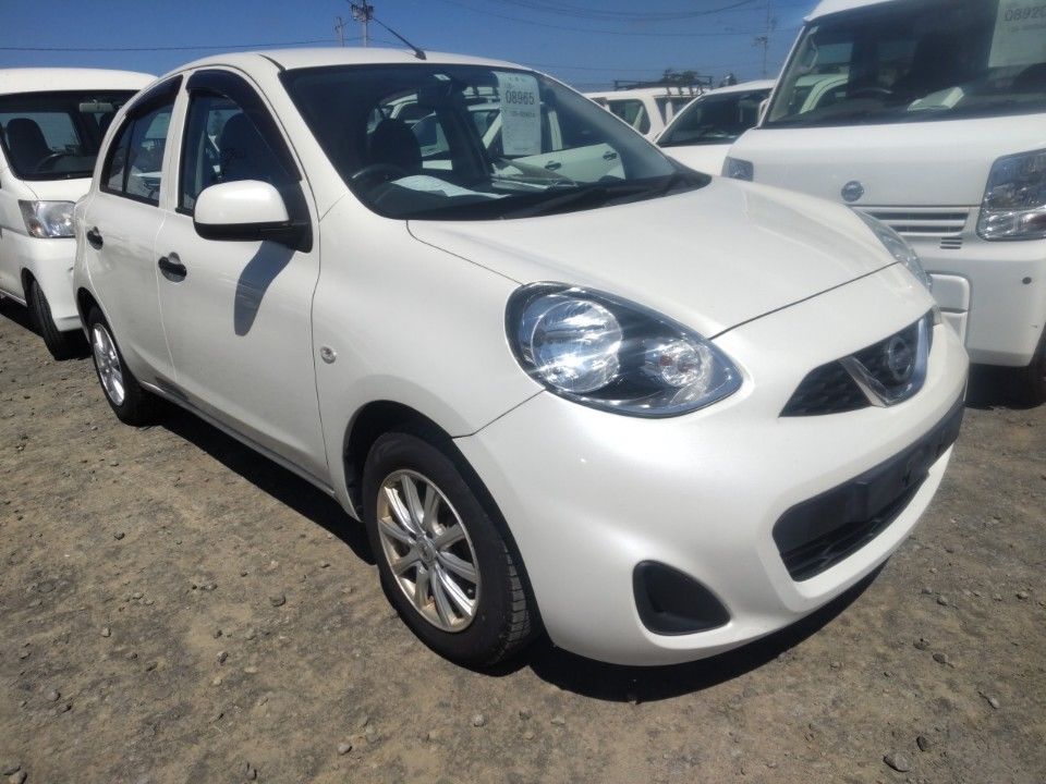 2017 Nissan March auction photo 4