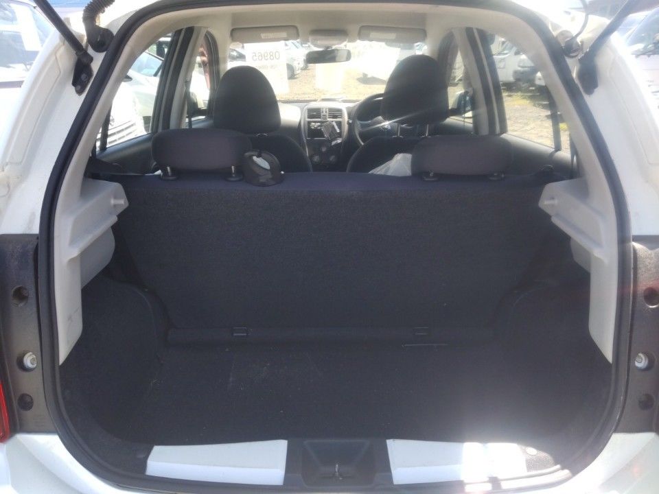 2017 Nissan March auction photo 8