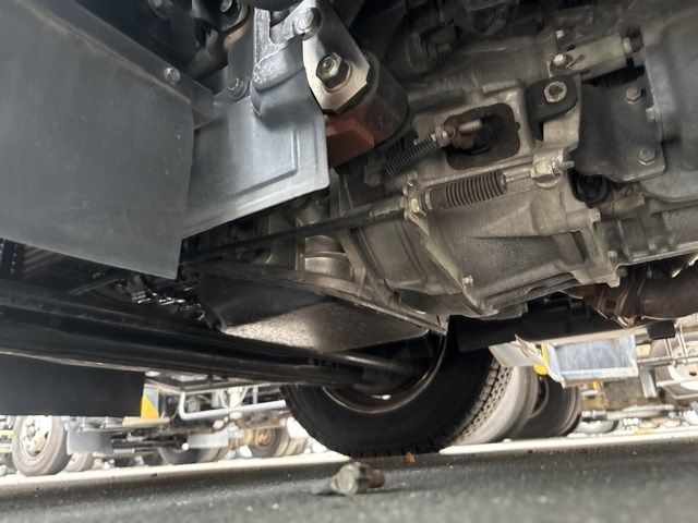2012 Isuzu Elf コウショサギョウ auction photo 11
