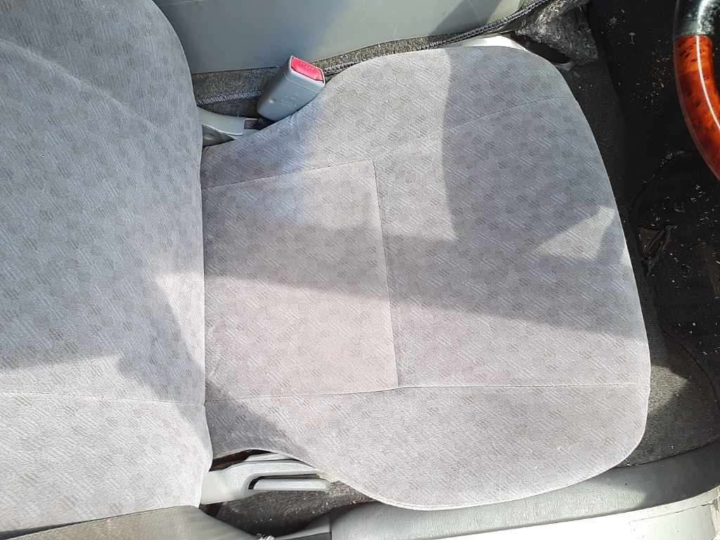2007 Toyota Hiace ロングスーパーGL 4WD auction photo 8