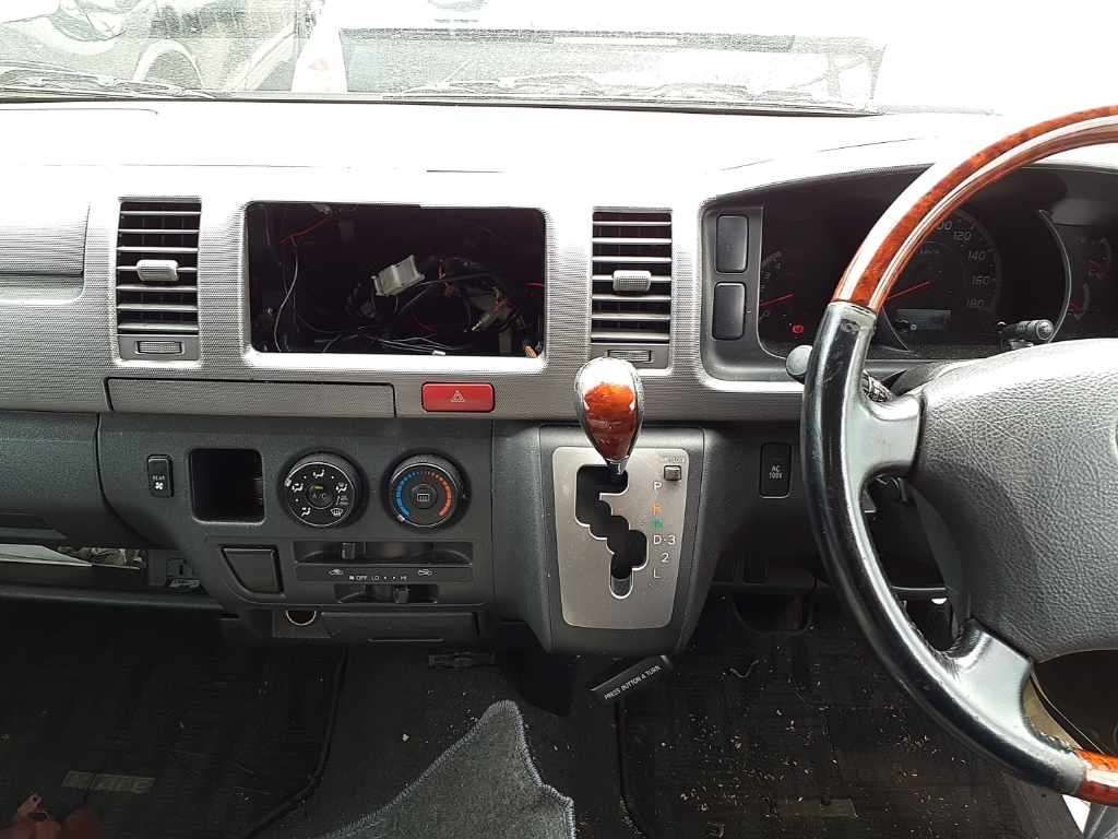 2007 Toyota Hiace ロングスーパーGL 4WD auction photo 9