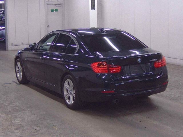 2013 BMW 3 Series 320DブルPスポーツ auction photo 2